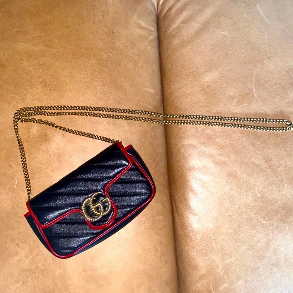 GUCCI Marmont Bag - Picture 2 of 5